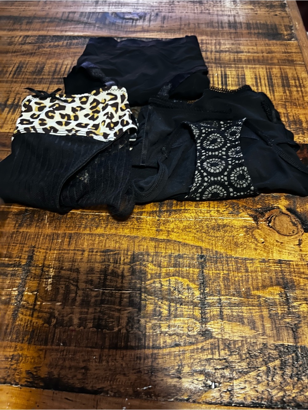 Women’s Black Mixed-Pattern Leopard & Lace Accents Panties